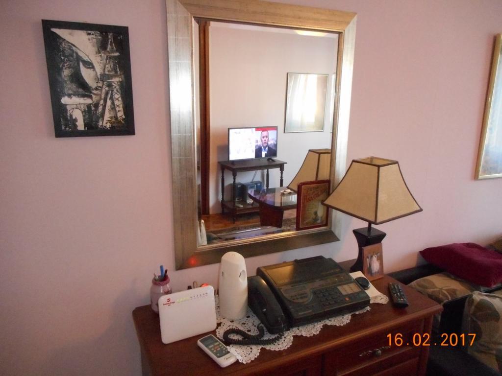 Bohemian Rhapsody Nbg Apartment Белград Екстериор снимка